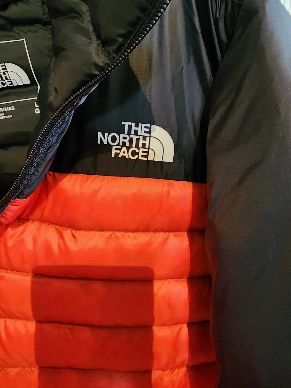 Never Worn! The North Face Terra Peak Fiery Red and Black Puffer Jacket